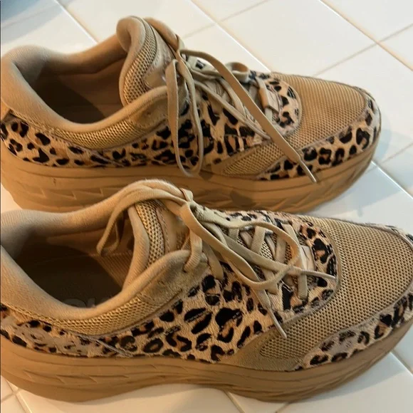 Hoka One One Women's Tan and Black Leopard Print Trainers - Picture 6 of 9